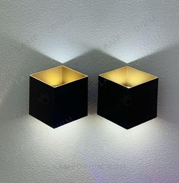 Wall sconce CUBO